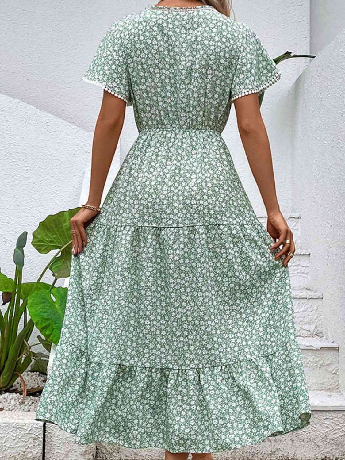 Ditsy Floral V-Neck Tiered Dress Trendsi